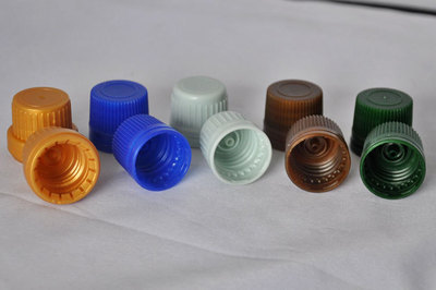 供应18口径精油瓶用塑料盖 大头保险盖与防盗盖的全面解析